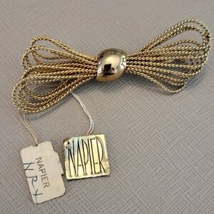 VTG Napier 50s 60s Bow Brooch Goldtone Textured Multi Strand Wire With Tags 2.5"